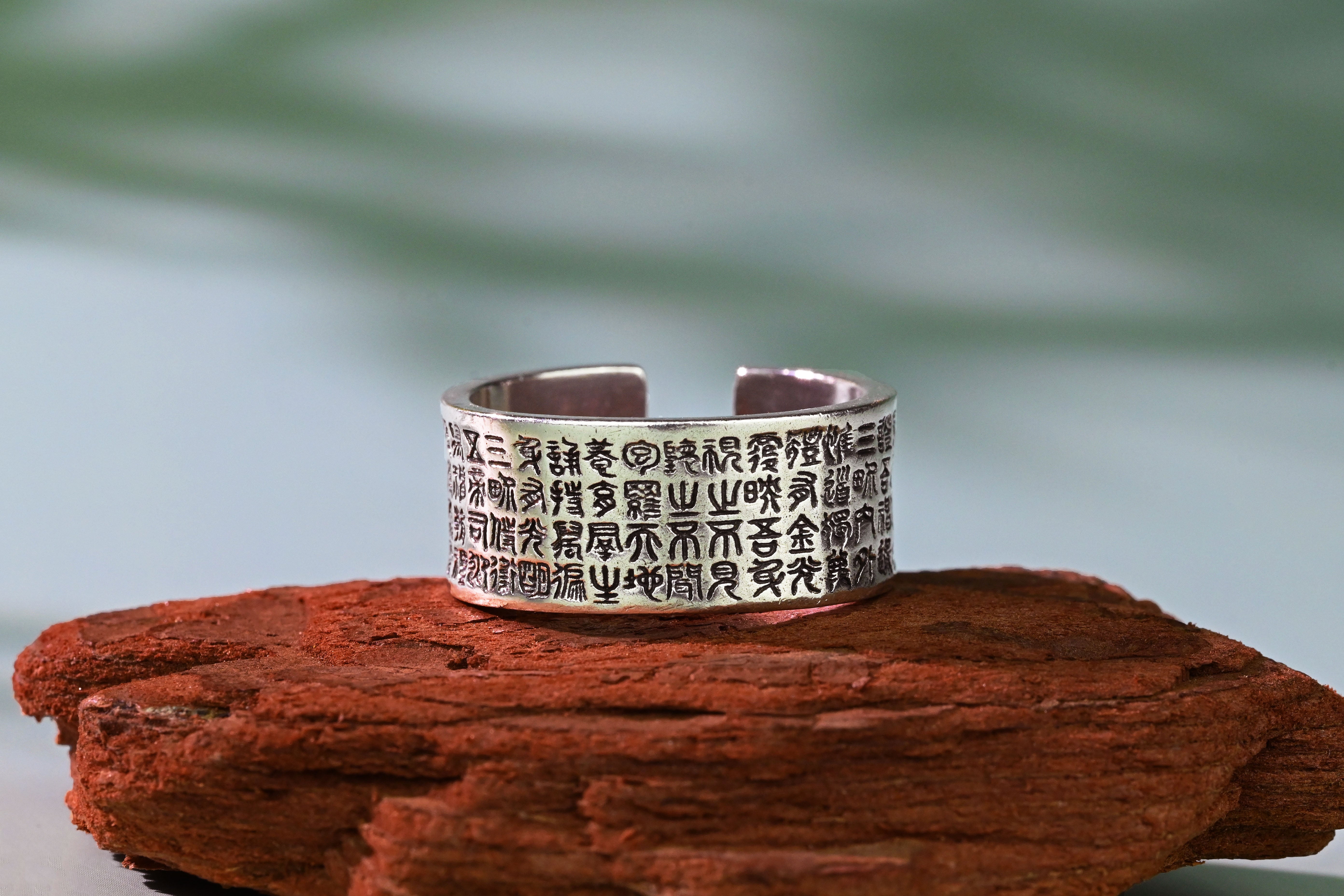 Golden Light Mantra Ring for Spiritual and Moral Cultivation