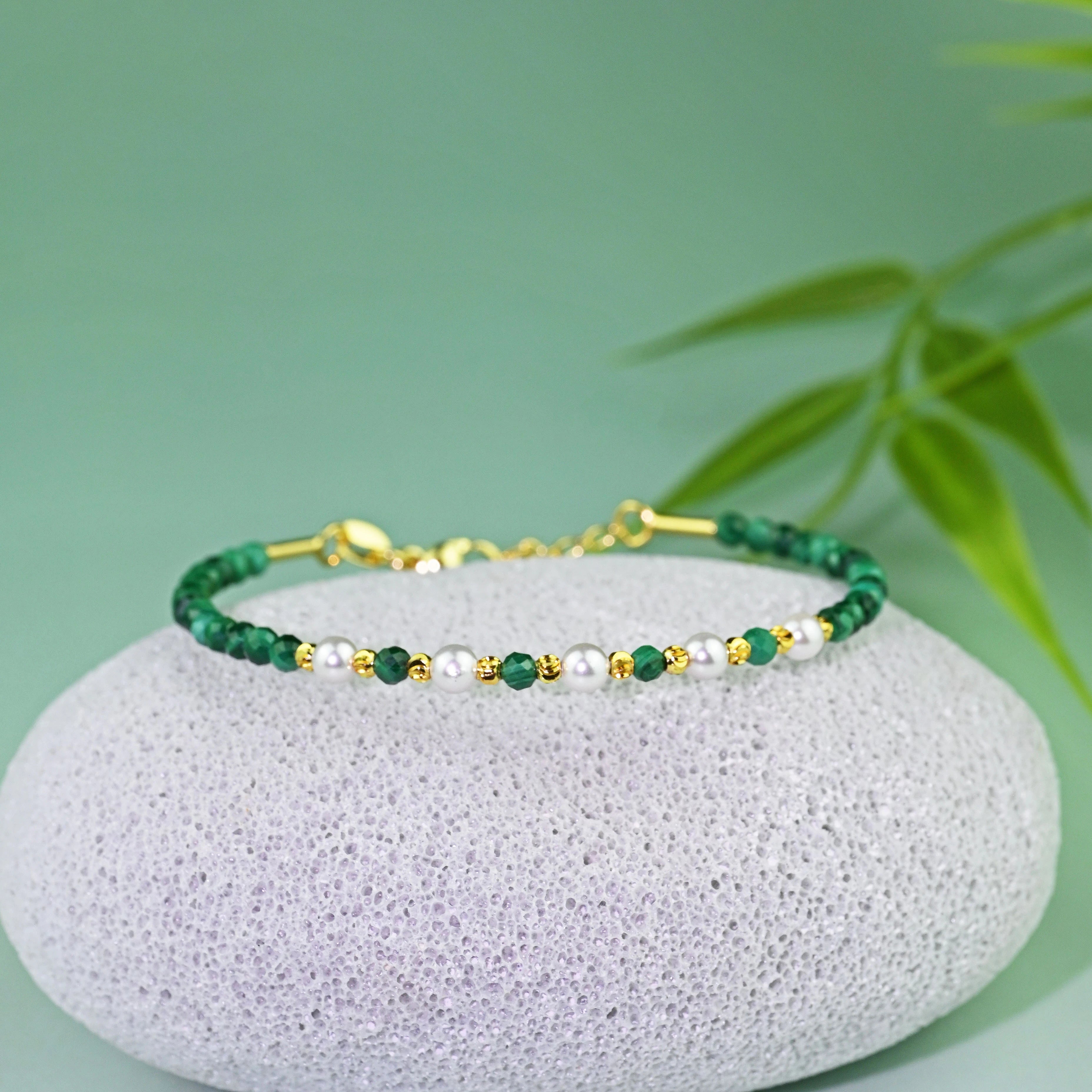 The Turquoise Bracelet: A Symphony of Nature’s Harmony and Timeless Beauty