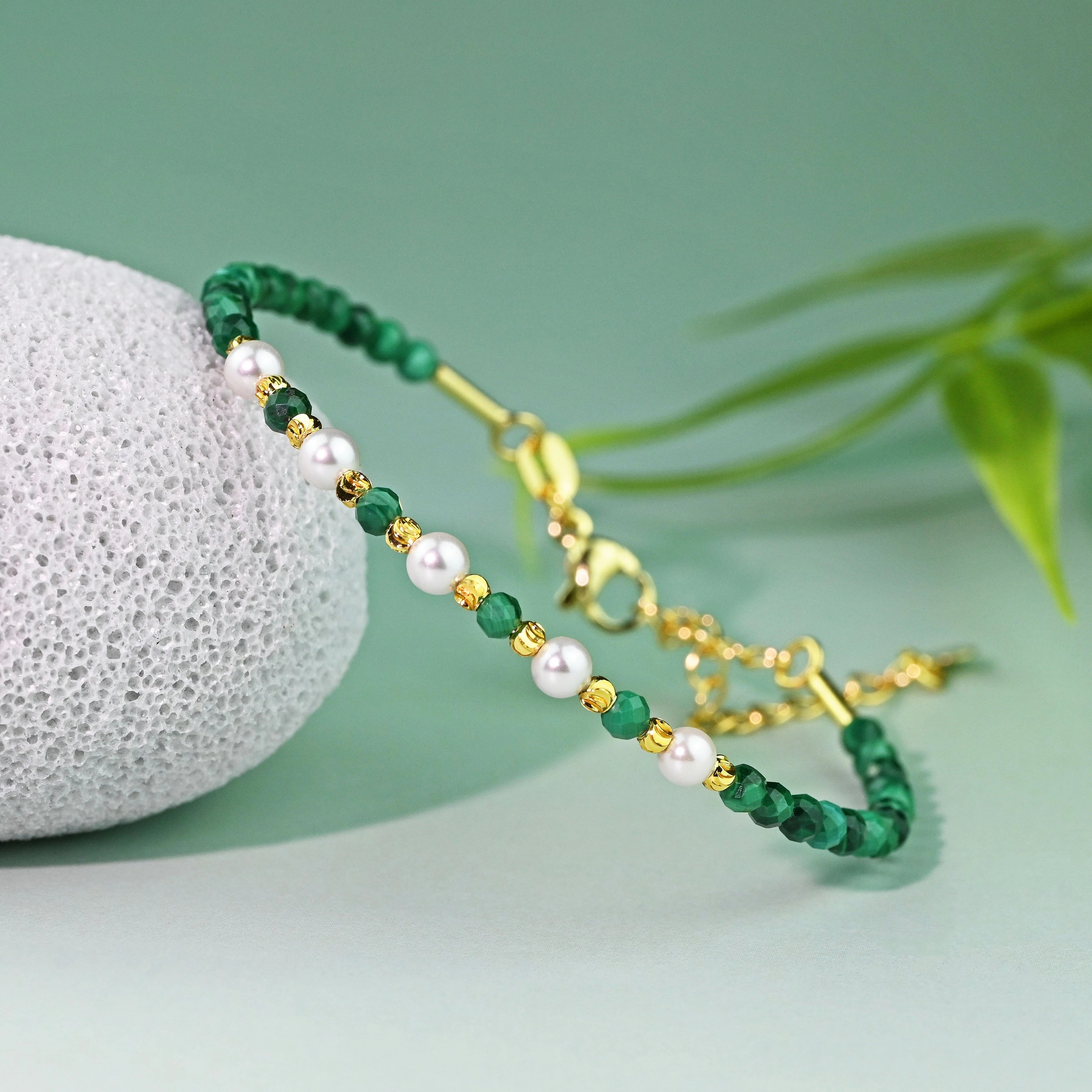 The Turquoise Bracelet: A Symphony of Nature’s Harmony and Timeless Beauty