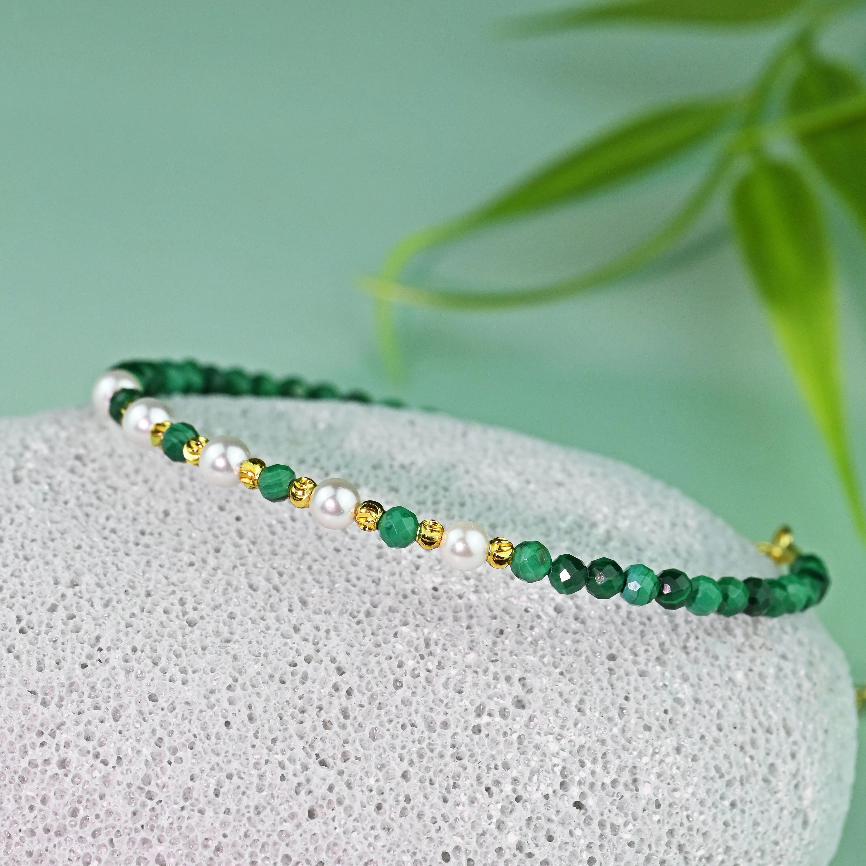 The Turquoise Bracelet: A Symphony of Nature’s Harmony and Timeless Beauty